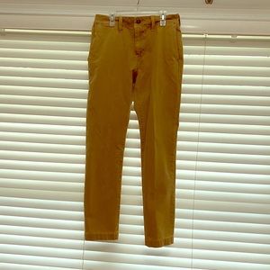 American Eagle men’s khakis size 28/30
